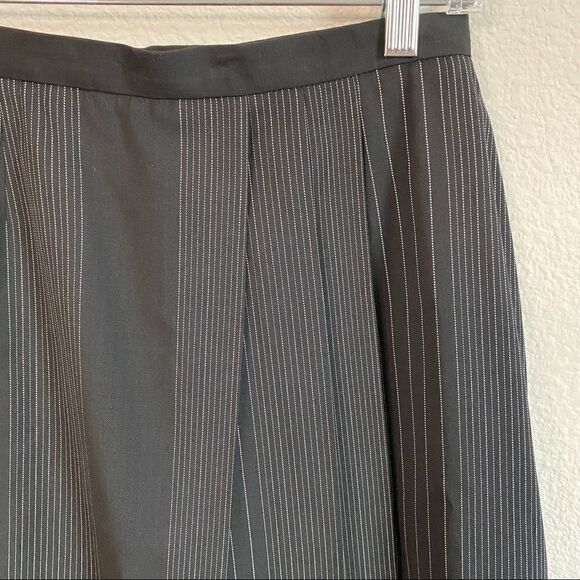 AUSTIN Reed Black Pin Stripe Wool Blend Skirt 10 - Picture 2 of 7